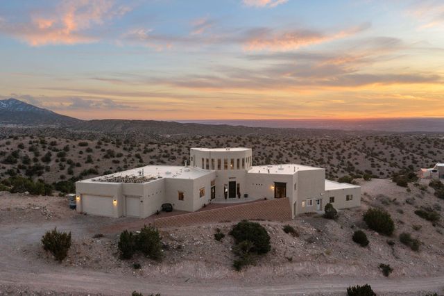 90 CAMINO HALCON, Placitas, NM 87043