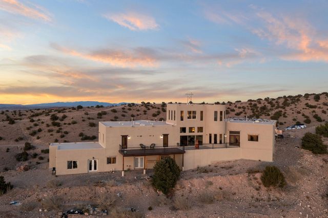 90 CAMINO HALCON, Placitas, NM 87043