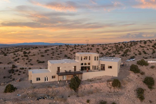 90 CAMINO HALCON, Placitas, NM 87043