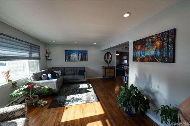 221 Young Street, West Babylon, NY 11704