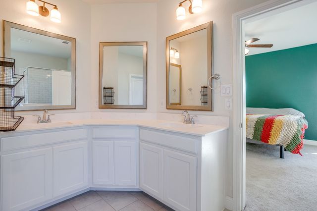 108 Treys Way, Godley, TX 76044