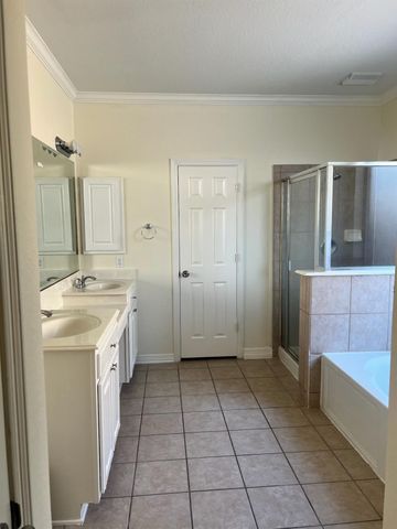 13407 Schumann Trail, Sugar Land, TX 77498