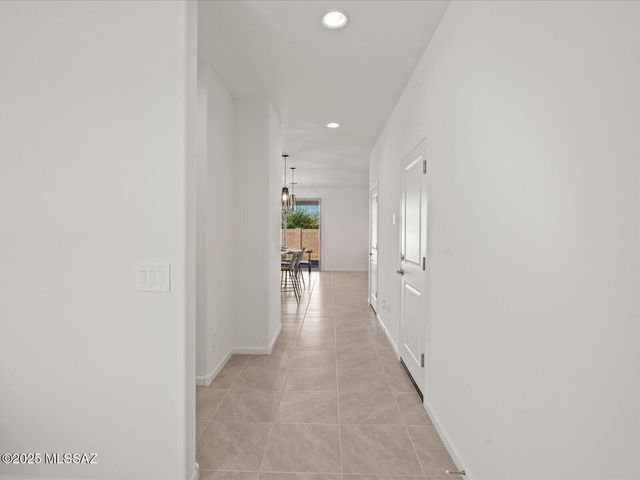 6726 W Cold Stream Court, Tucson, AZ 85757