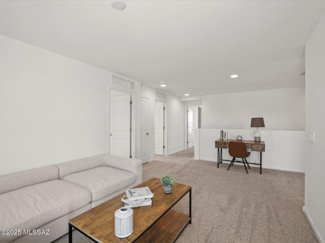 6726 W Cold Stream Court, Tucson, AZ 85757