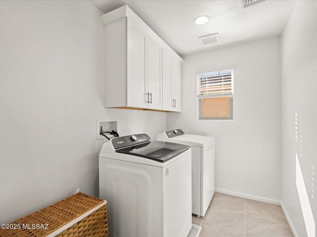 6726 W Cold Stream Court, Tucson, AZ 85757