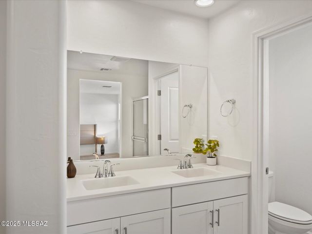 6726 W Cold Stream Court, Tucson, AZ 85757