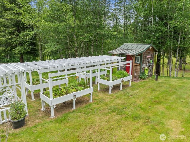 132 River Park Road, Forks, WA 98331