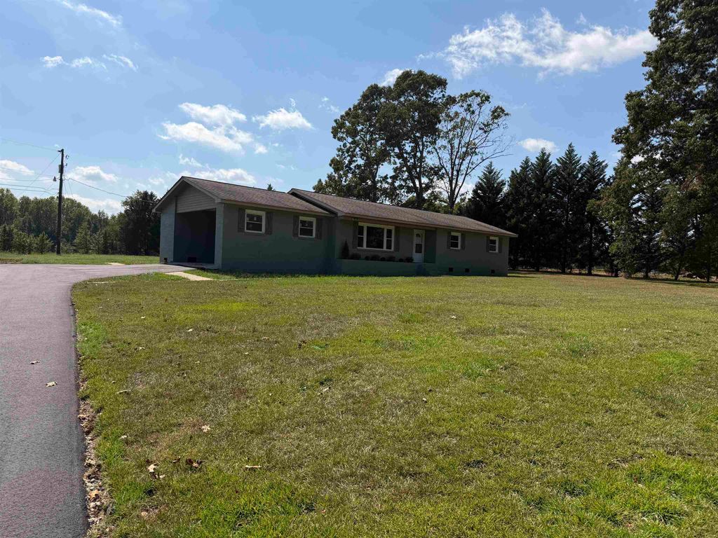 527 Park Gate Road, Gaffney, SC 29341