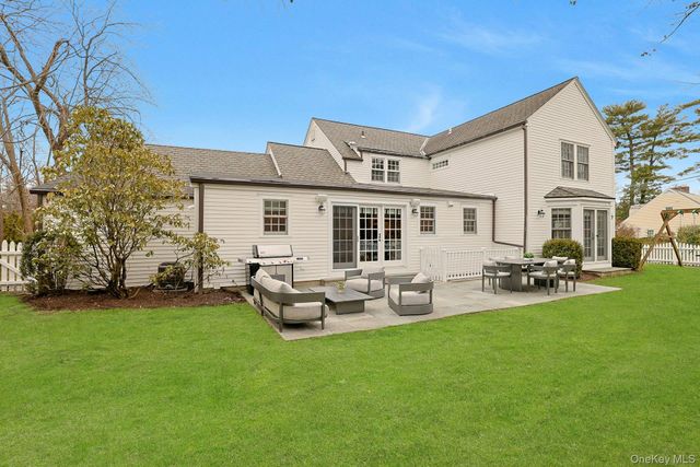 250 Mamaroneck Road, Scarsdale, NY 10583