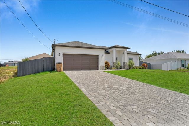 405 NW 10th ST, Cape Coral, FL 33993