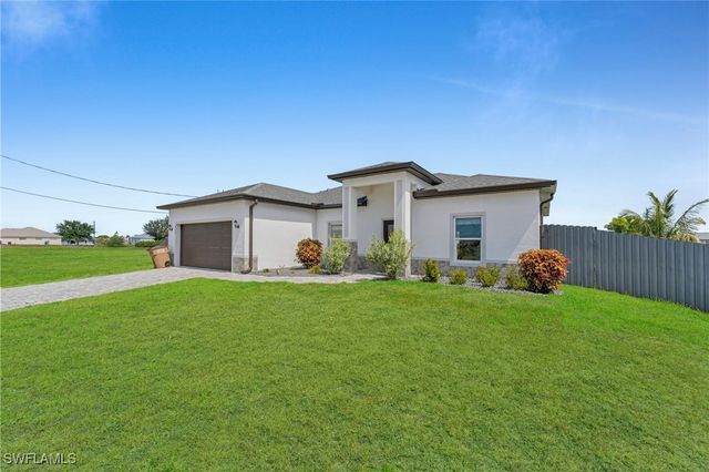 405 NW 10th ST, Cape Coral, FL 33993