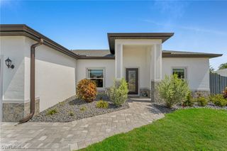 405 NW 10th ST, Cape Coral, FL 33993