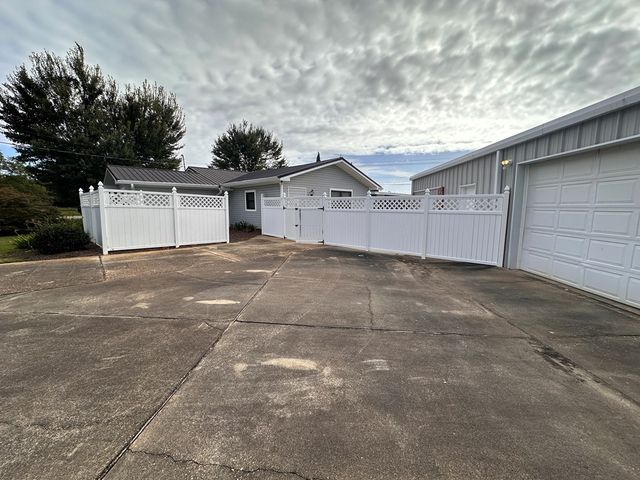 101 Morningview, Taylor, AL 36301