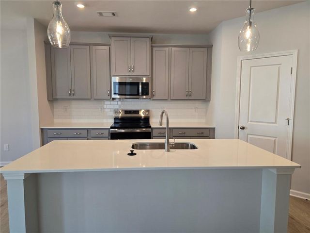 3085 Cambridge Mill Street, Acworth, GA 30102