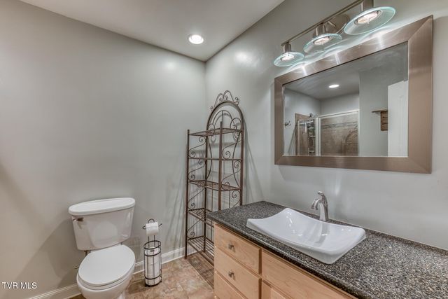 15 Madison Court, Johnson City, TN 37601