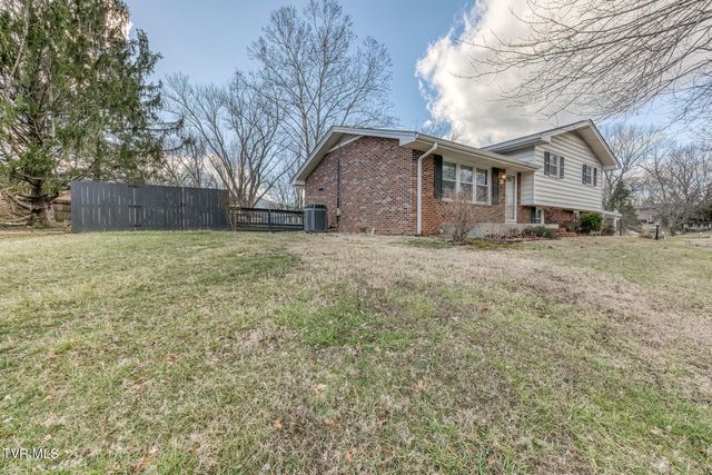 15 Madison Court, Johnson City, TN 37601