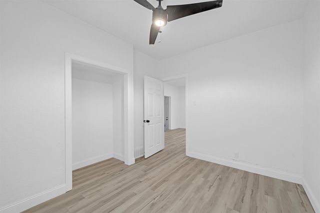 1106 N Grove Ave, Wichita, KS 67214