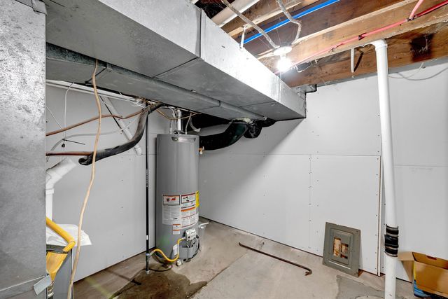 1106 N Grove Ave, Wichita, KS 67214