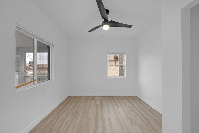 1106 N Grove Ave, Wichita, KS 67214