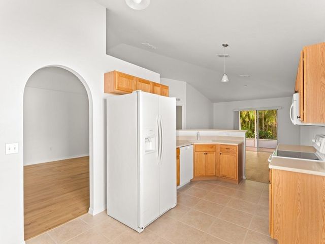 152 Morgan Circle, Sebastian, FL 32958