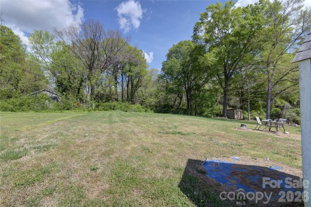 419 N Academy Street, Mooresville, NC 28115