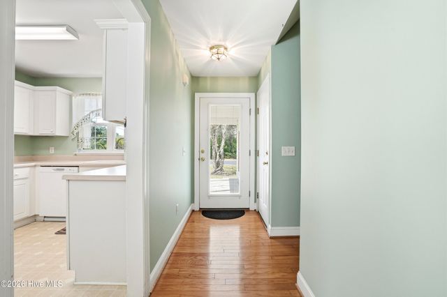 4985 Glen Cove Drive SE, Southport, NC 28461