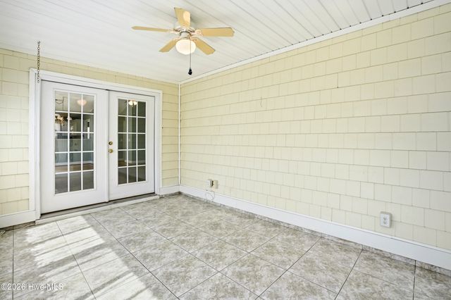 4985 Glen Cove Drive SE, Southport, NC 28461