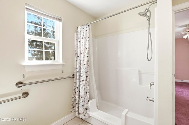 4985 Glen Cove Drive SE, Southport, NC 28461