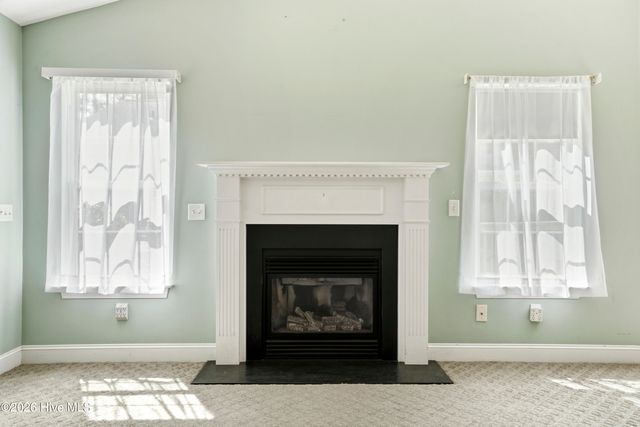 4985 Glen Cove Drive SE, Southport, NC 28461