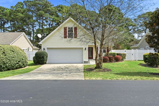 4985 Glen Cove Drive SE, Southport, NC 28461