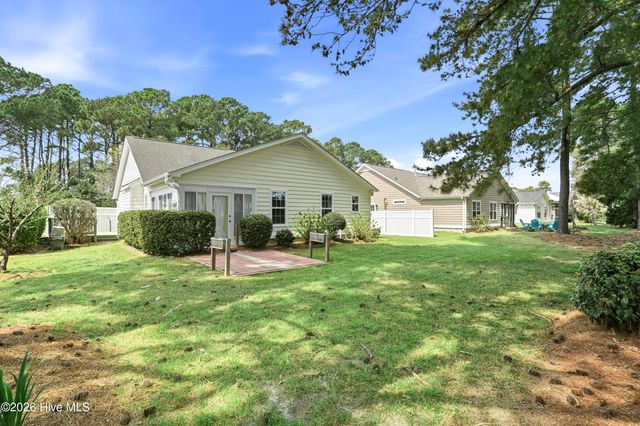 4985 Glen Cove Drive SE, Southport, NC 28461