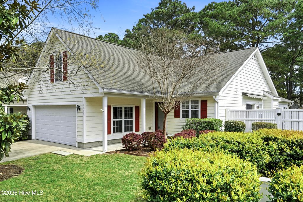 4985 Glen Cove Drive SE, Southport, NC 28461
