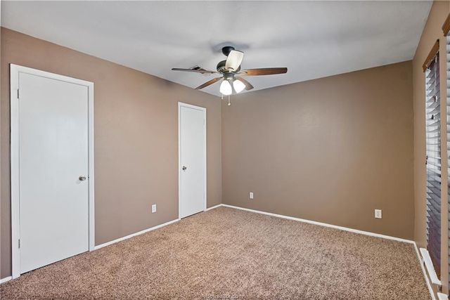 2101 Barak Lane 14, Bryan, TX 77802