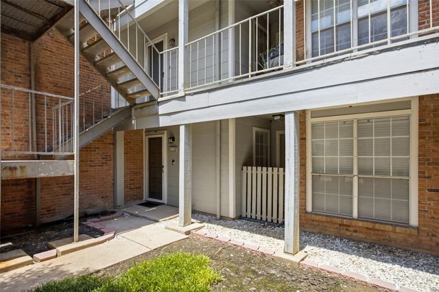 3206 S Fielder Road 100, Arlington, TX 76015