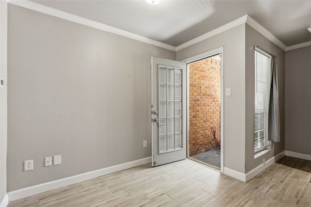 3206 S Fielder Road 100, Arlington, TX 76015