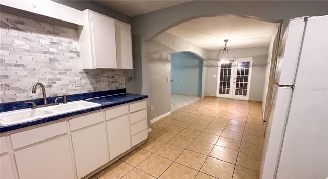 1708 E GENESEE STREET, Tampa, FL 33610