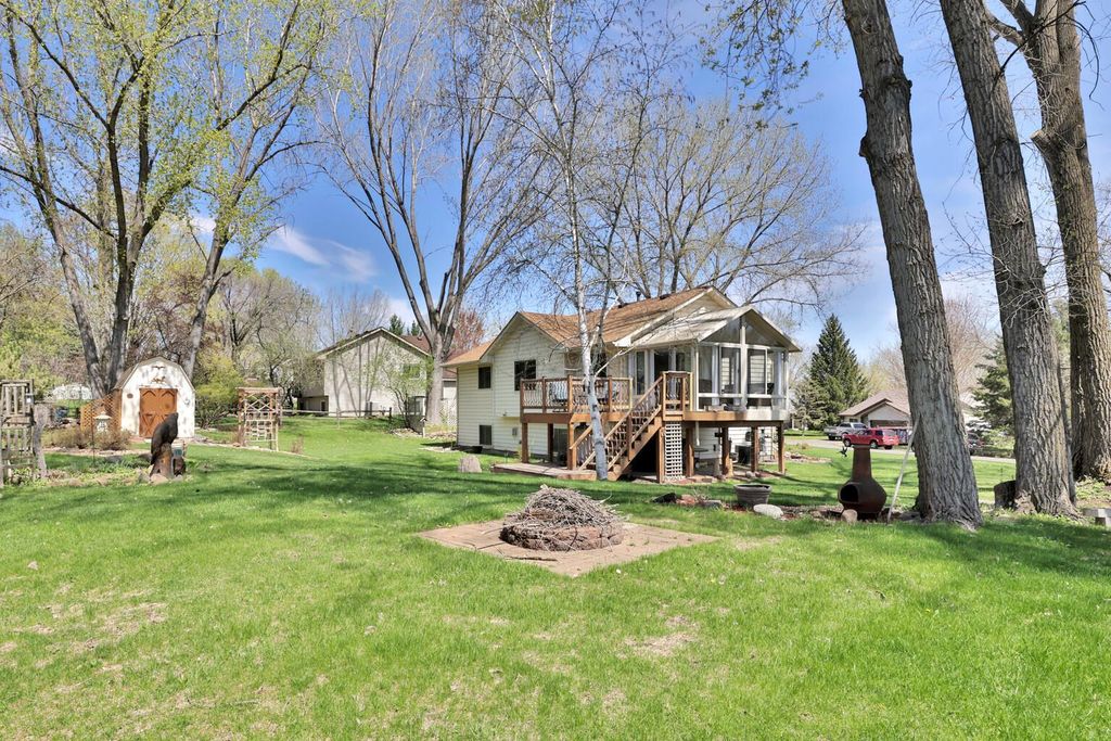 22160 Jude Avenue N, Forest Lake, MN 55025