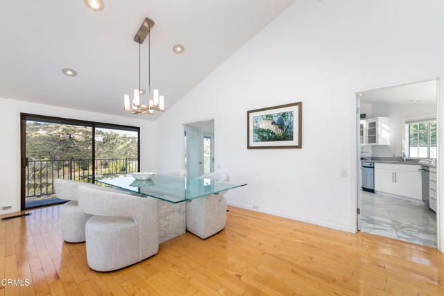 363 Patrician Way, Pasadena, CA 91105