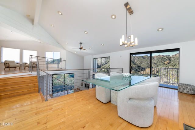 363 Patrician Way, Pasadena, CA 91105