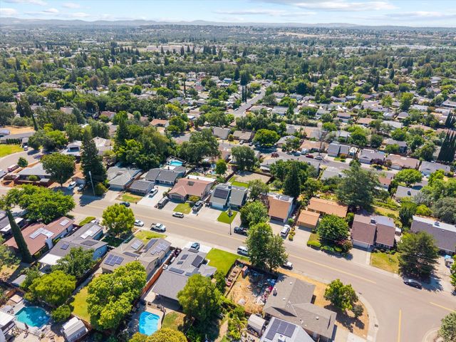 5795 Casa Grande, Rocklin, CA 95677