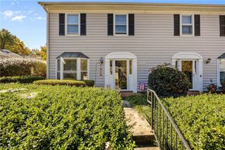 2546 Cottage Place, Greensboro, NC 27455