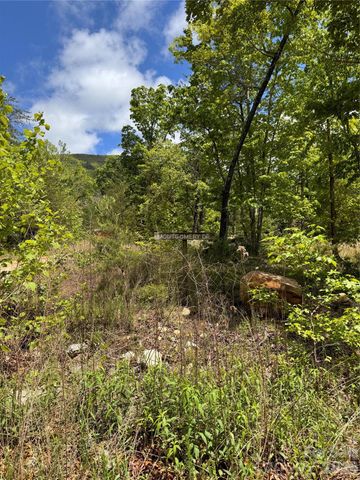 34 Montgomery Drive, Marion, NC 28752