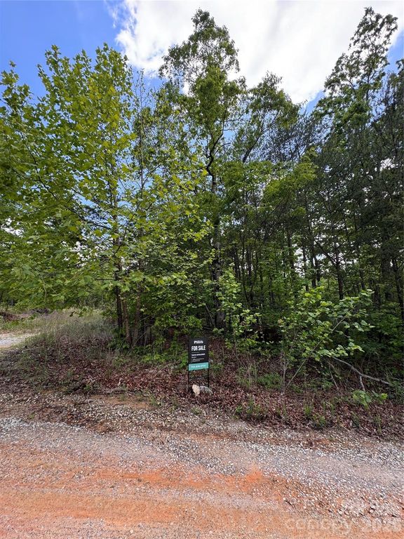 34 Montgomery Drive, Marion, NC 28752