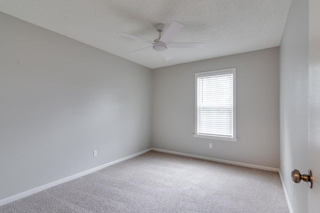 4054 STILLWOOD DR, Memphis, TN 38128