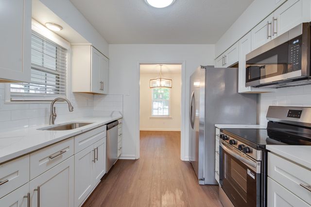 4054 STILLWOOD DR, Memphis, TN 38128