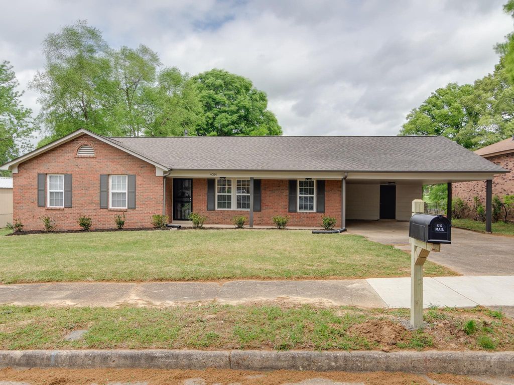 4054 STILLWOOD DR, Memphis, TN 38128
