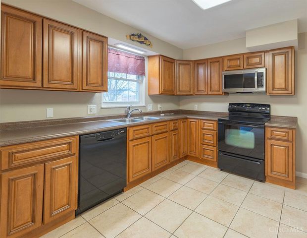 9385 Gina Drive, West Chester, OH 45069