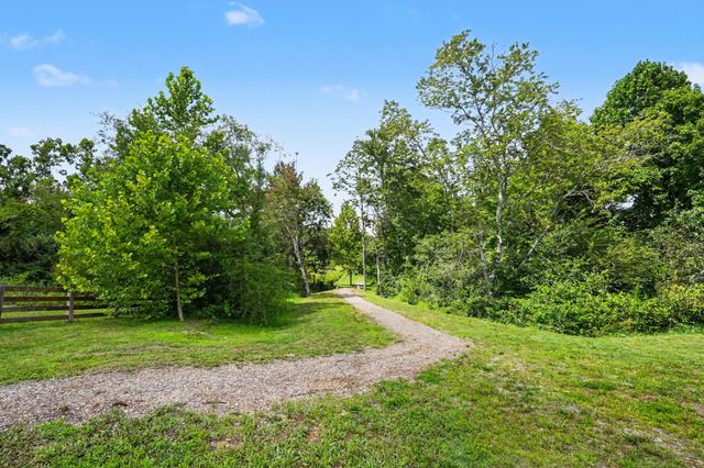 7324 Dutch River Circle, Fairview, TN 37062