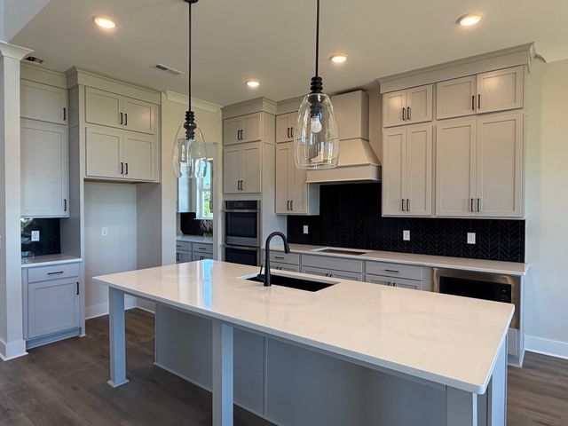 7324 Dutch River Circle, Fairview, TN 37062