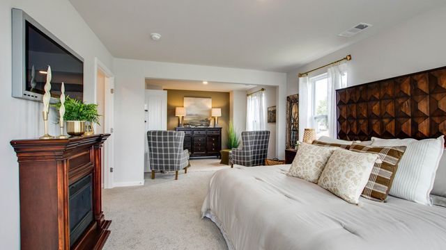 1104 Canyon Dr, Portland, TN 37148